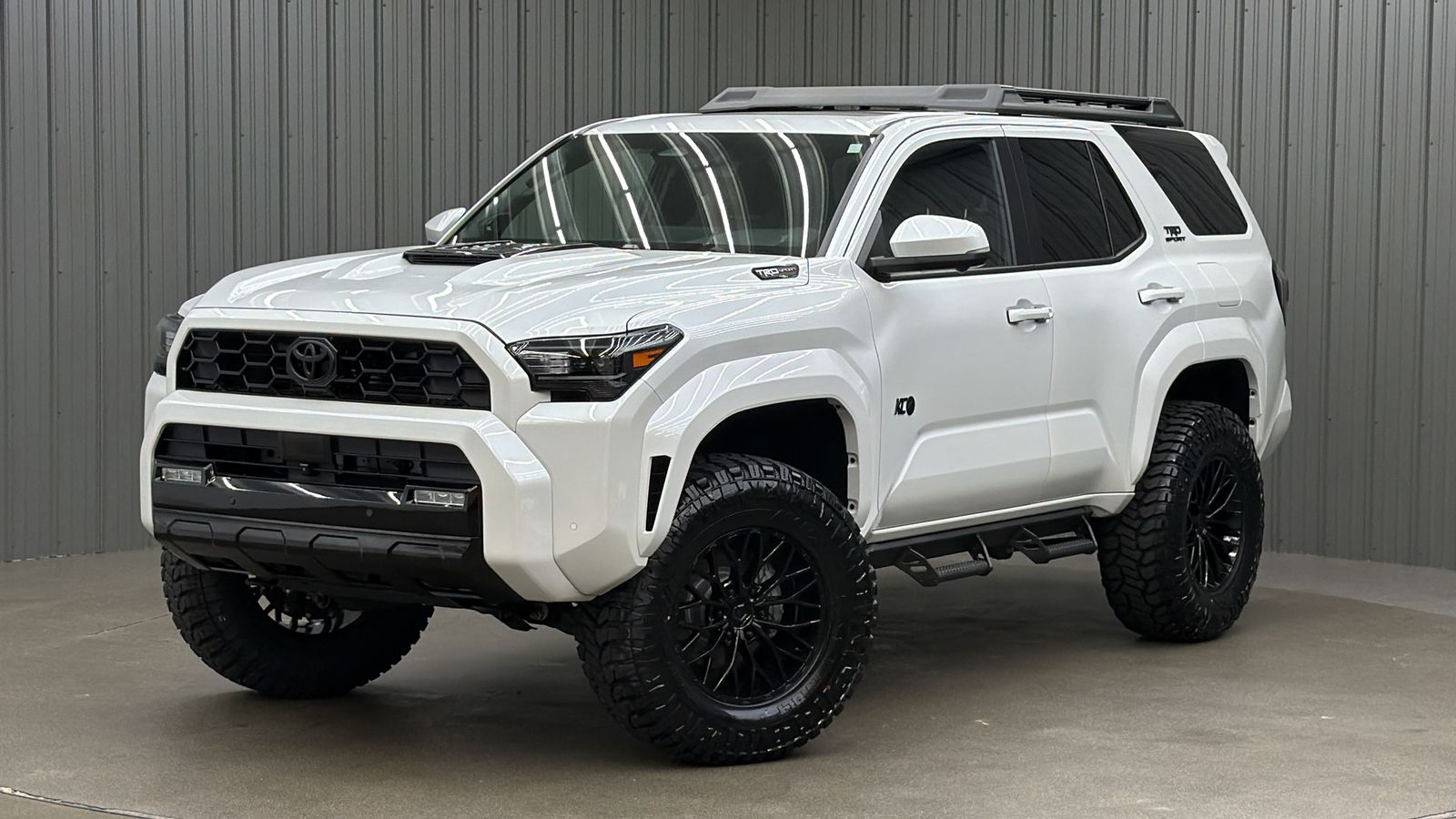 White (Wind Chill Pearl) 2025 Toyota 4Runner TRD Sport Premium 4WD SUV / Crossover Four-Wheel Drive 8-Speed Automatic