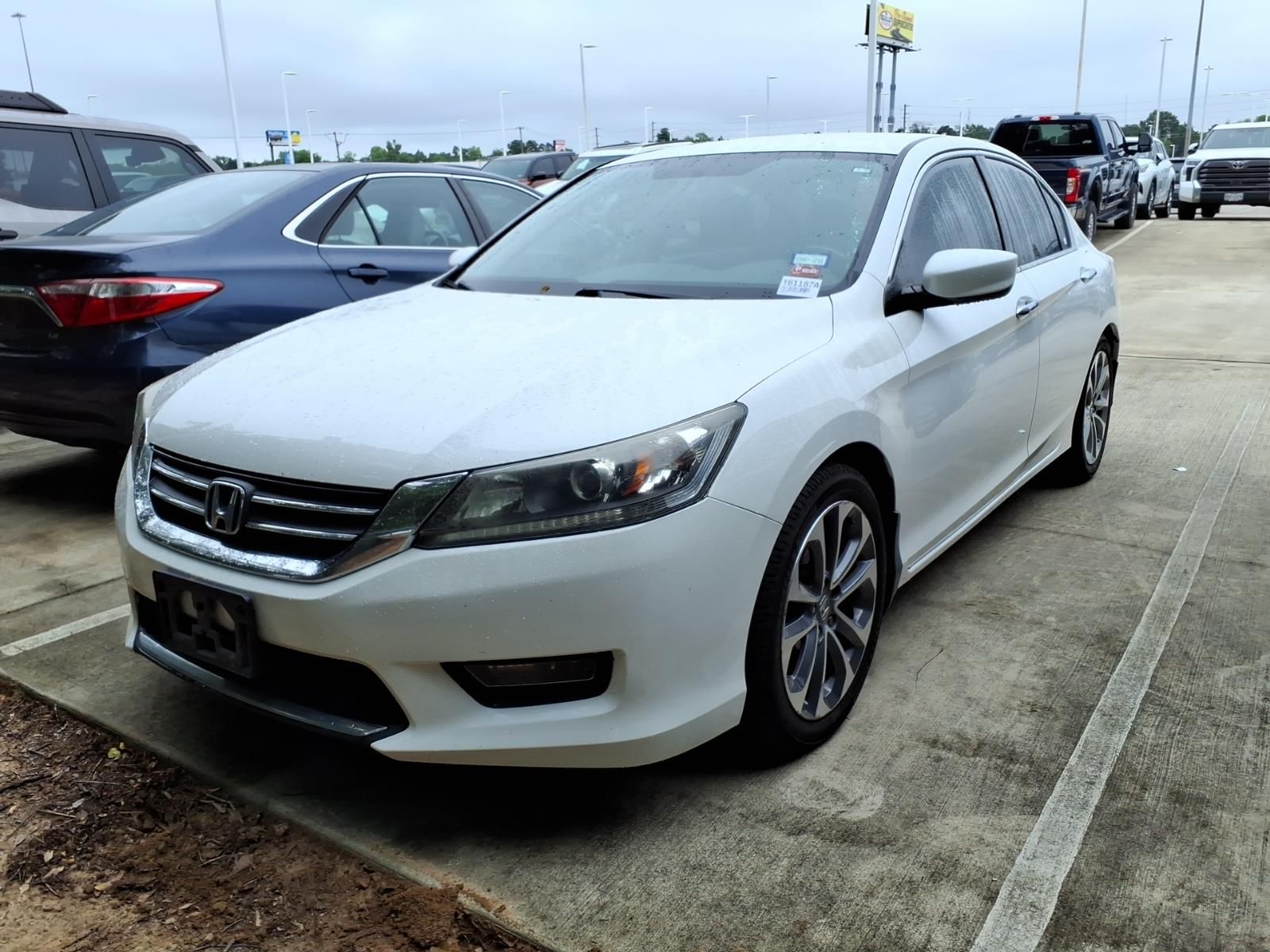 2014 Honda Accord Sport White at Emmons Autoplex