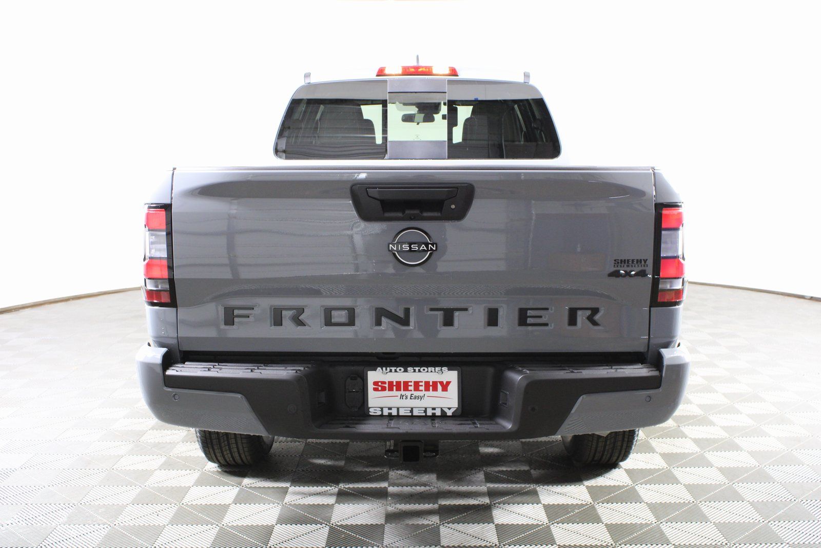 View vehicle photo 5