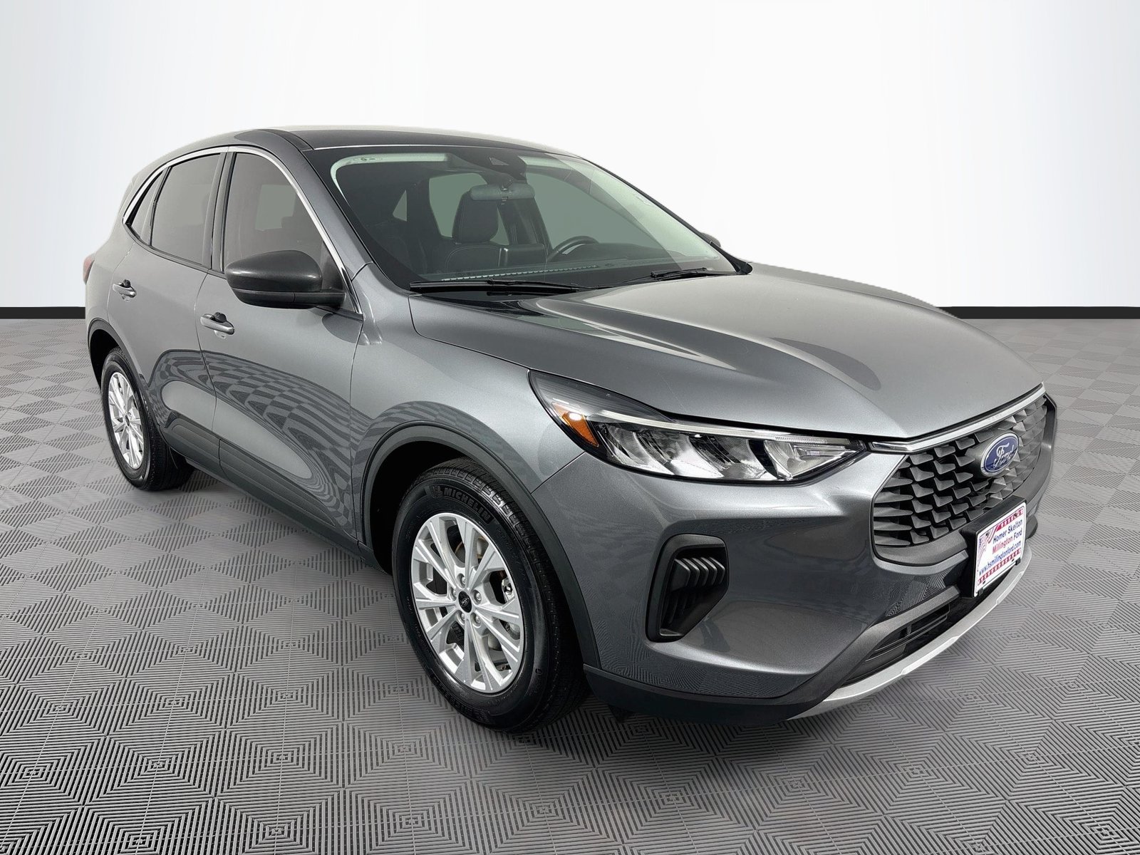Gray Metallic 2023 Ford Escape SUV / Crossover Front-Wheel Drive 8-Speed Automatic