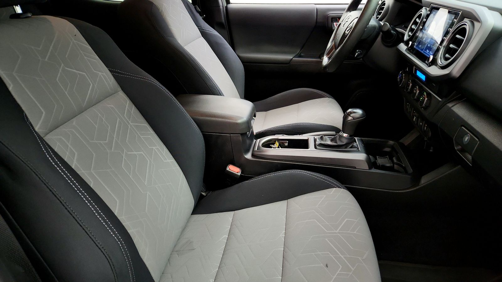 Used 2022  Toyota TRD Sport image 38