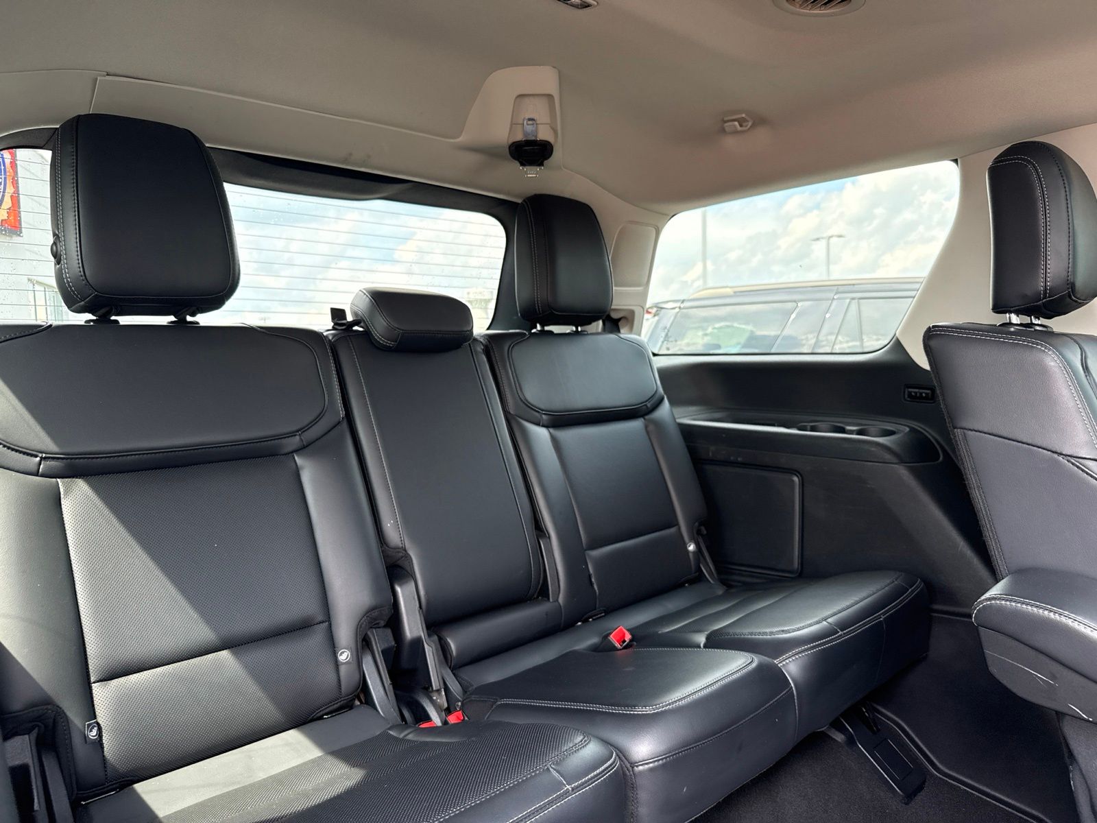 2025 Ford Expedition image 9