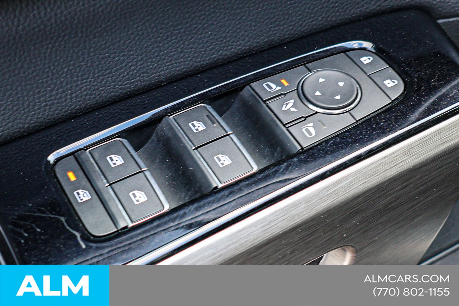 Used 2024 Gray Nissan Platinum image 42