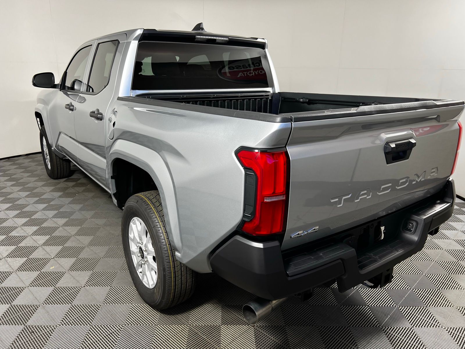 2025 Toyota Tacoma SR 7