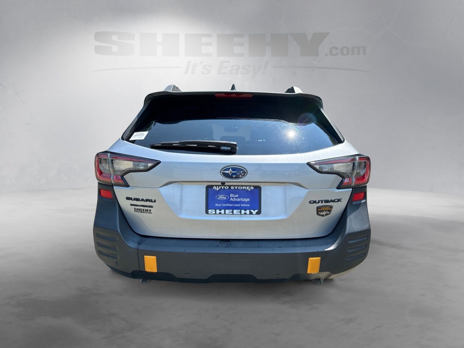 Used 2023 Ice Silver Metallic Subaru Wilderness image 14
