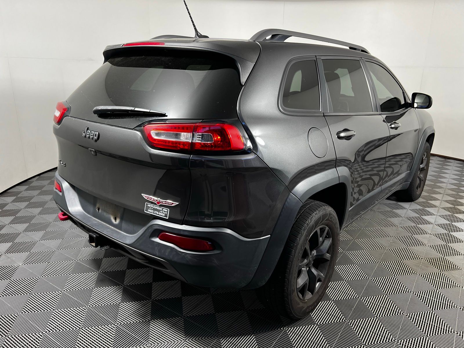 Thumbnail: 2015 Jeep Cherokee - 5
