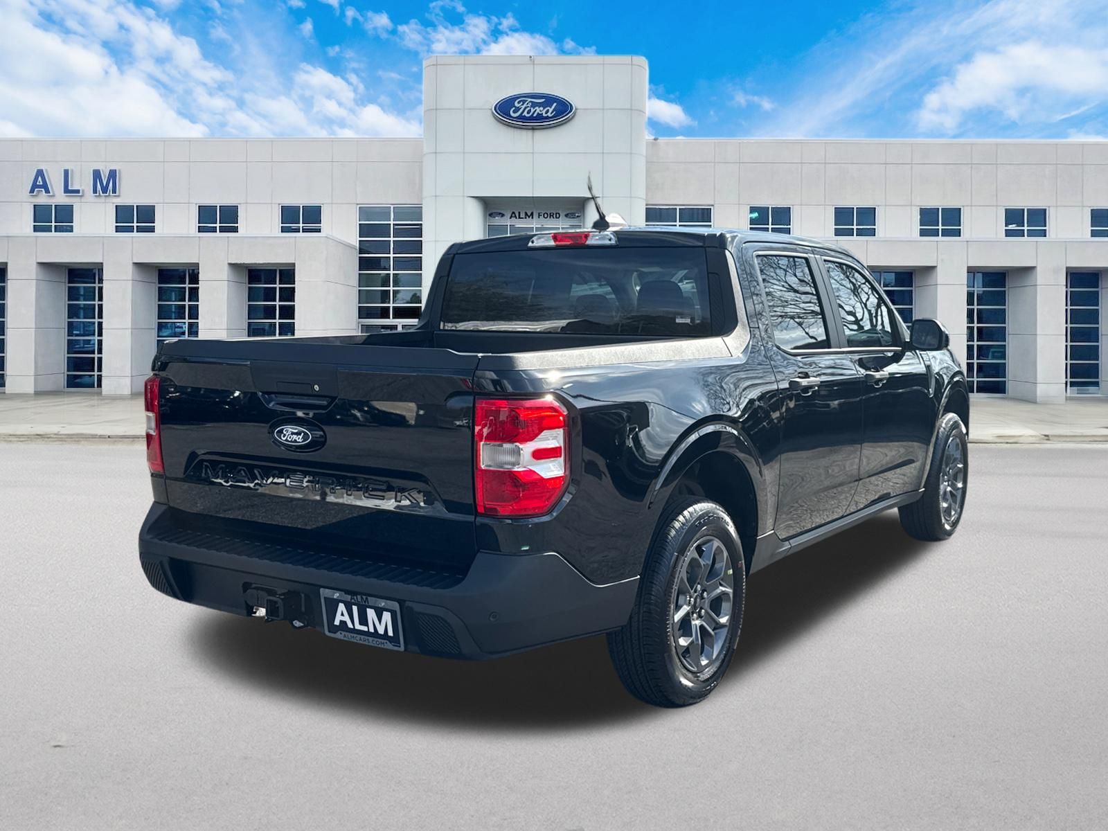 New 2026 Shadow Black Ford XLT image 6