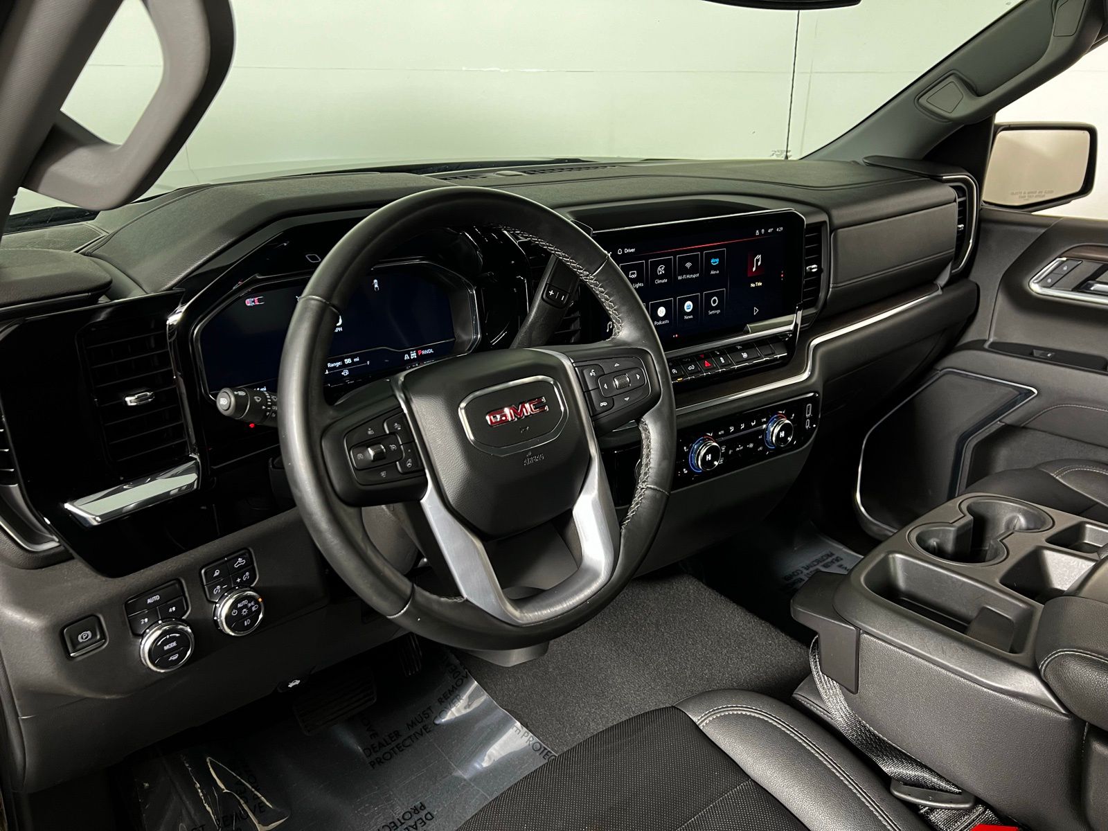 2024 GMC Sierra 1500 SLT 10