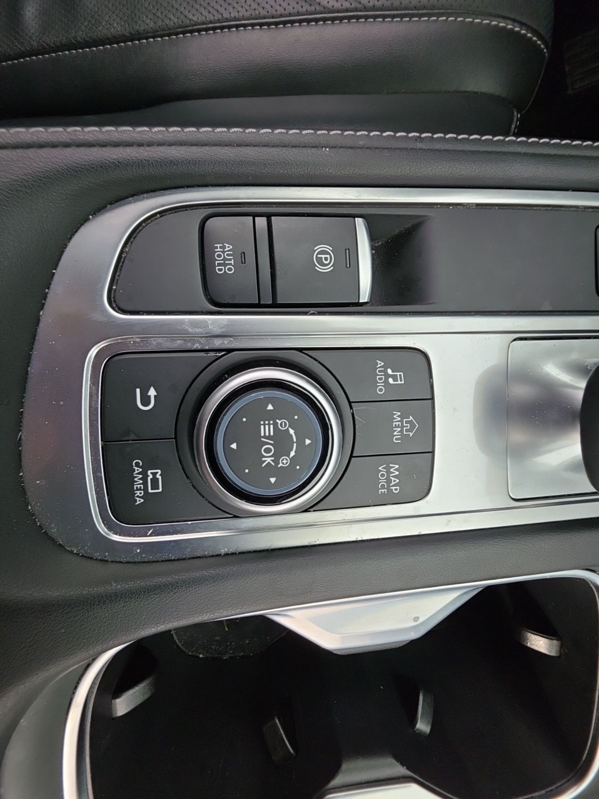 Used 2025 Black INFINITI Sensory image 19