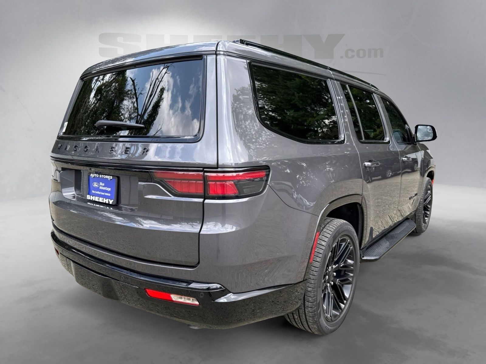 Used 2023 Metallic Jeep Series II image 12