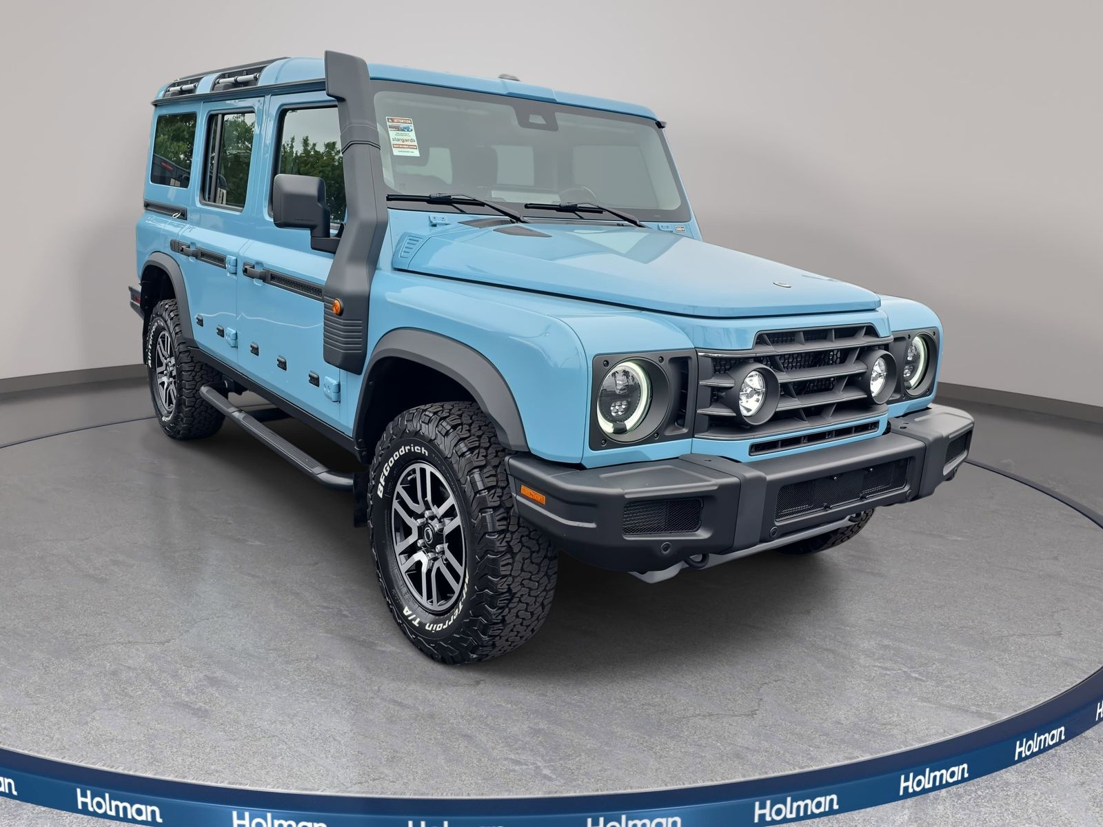 View vehicle photo 3