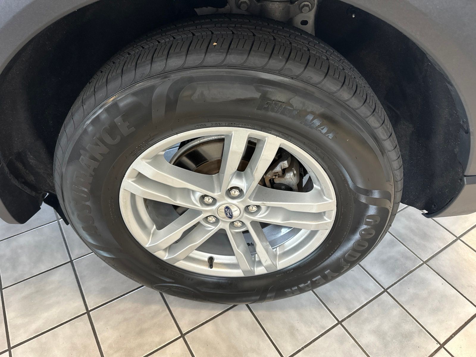 Certified Used 2022 Oxford White Ford XLT image 23