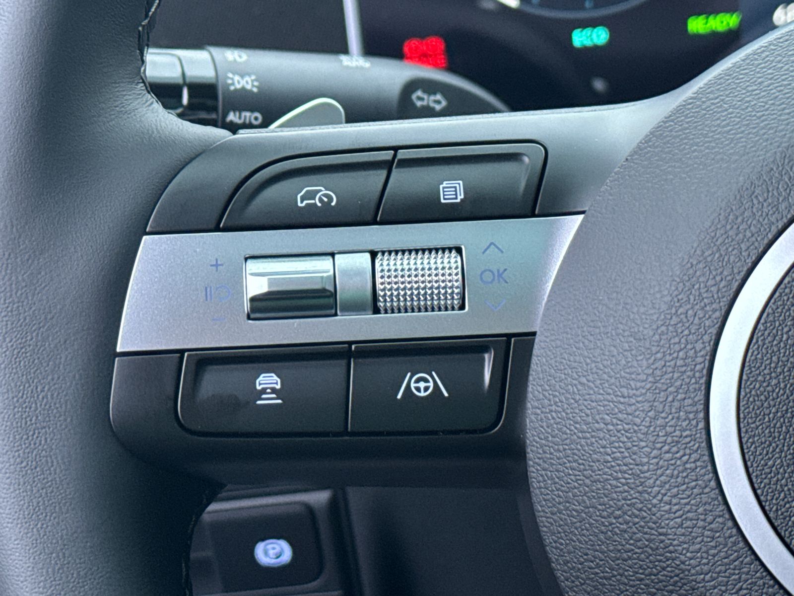2025 Hyundai Tucson Hybrid SEL Convenience photo 22
