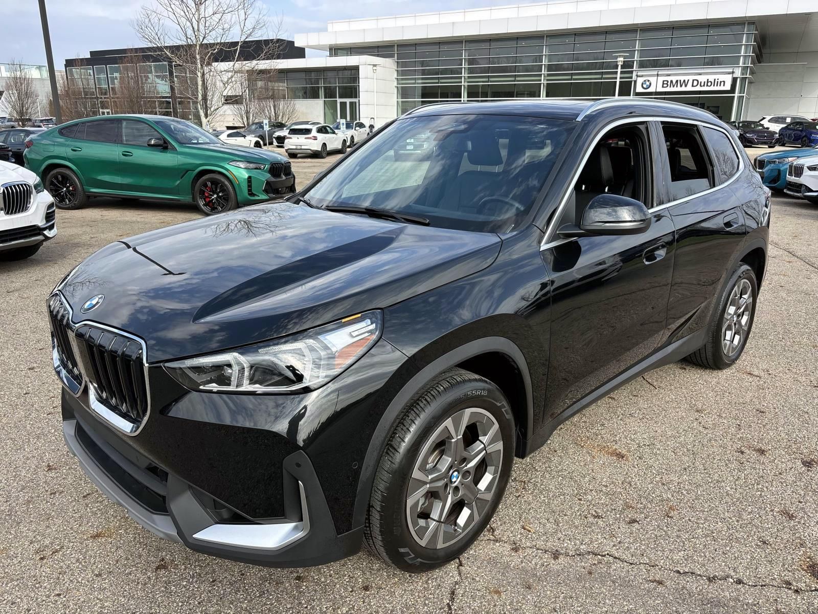 Black Sapphire Metallic 2023 BMW X1 xDrive28i AWD SUV / Crossover All-Wheel Drive 7-Speed Automatic