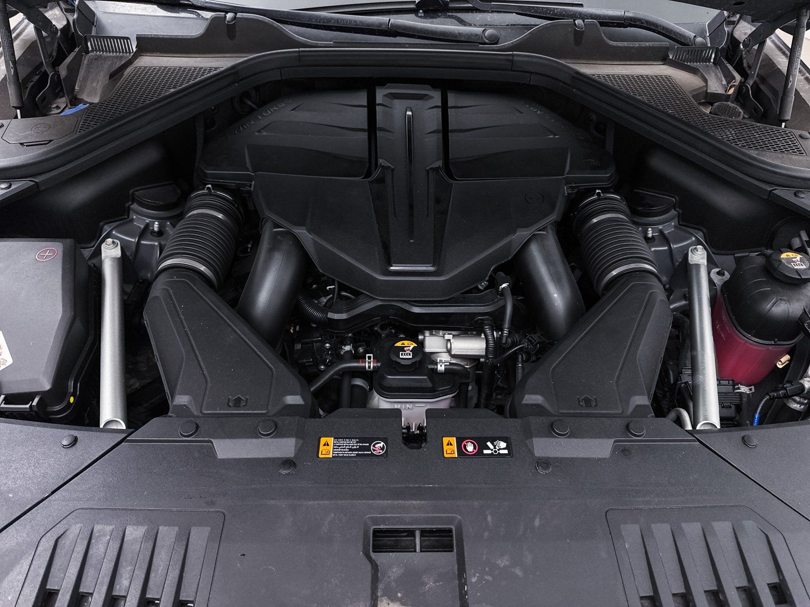 2024 GENESIS GV80 Standard - Photo 24