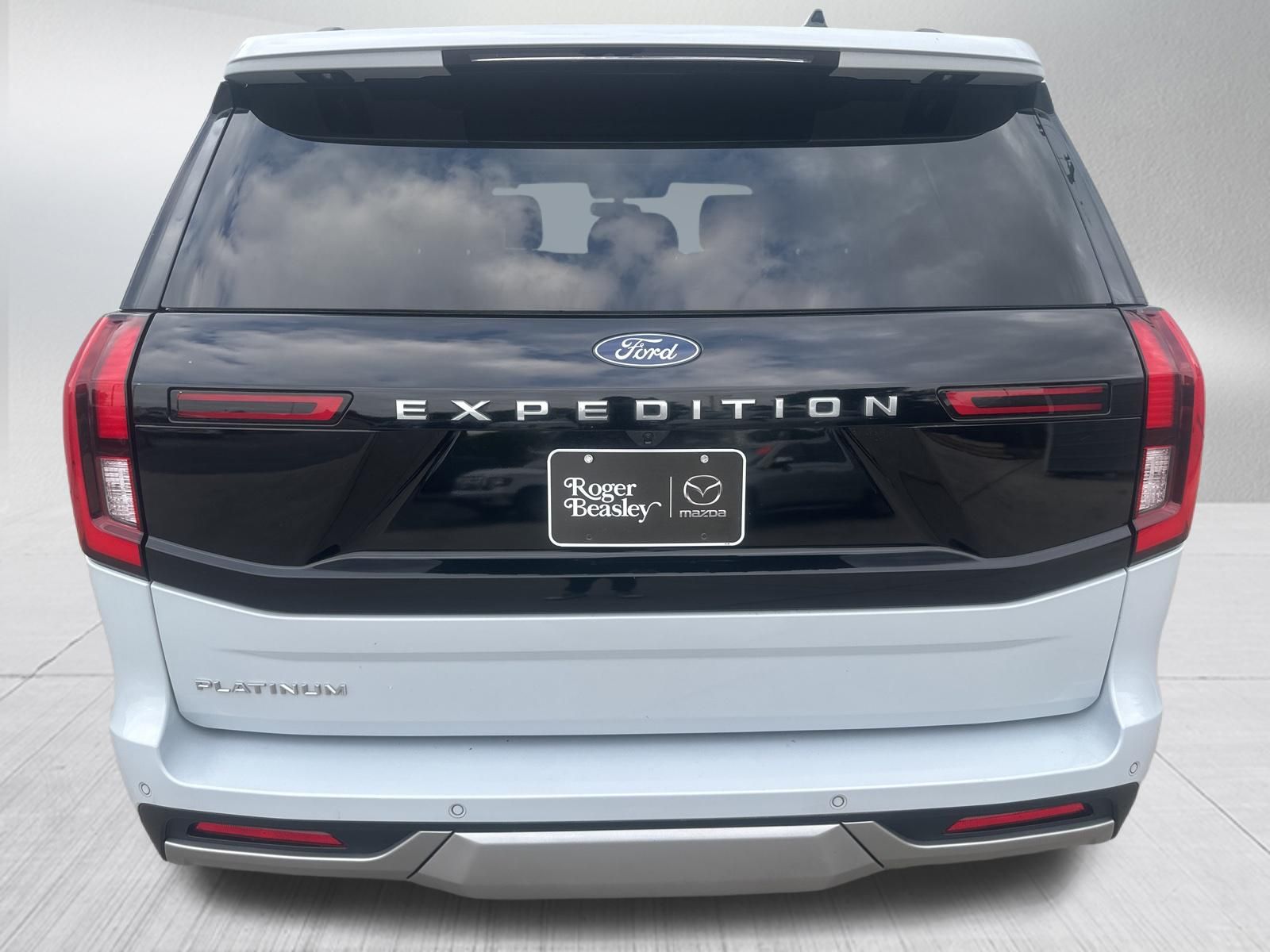 Used Car 2025 Ford Expedition  Platinum For Sale Under $70,000 In Austin, Texas