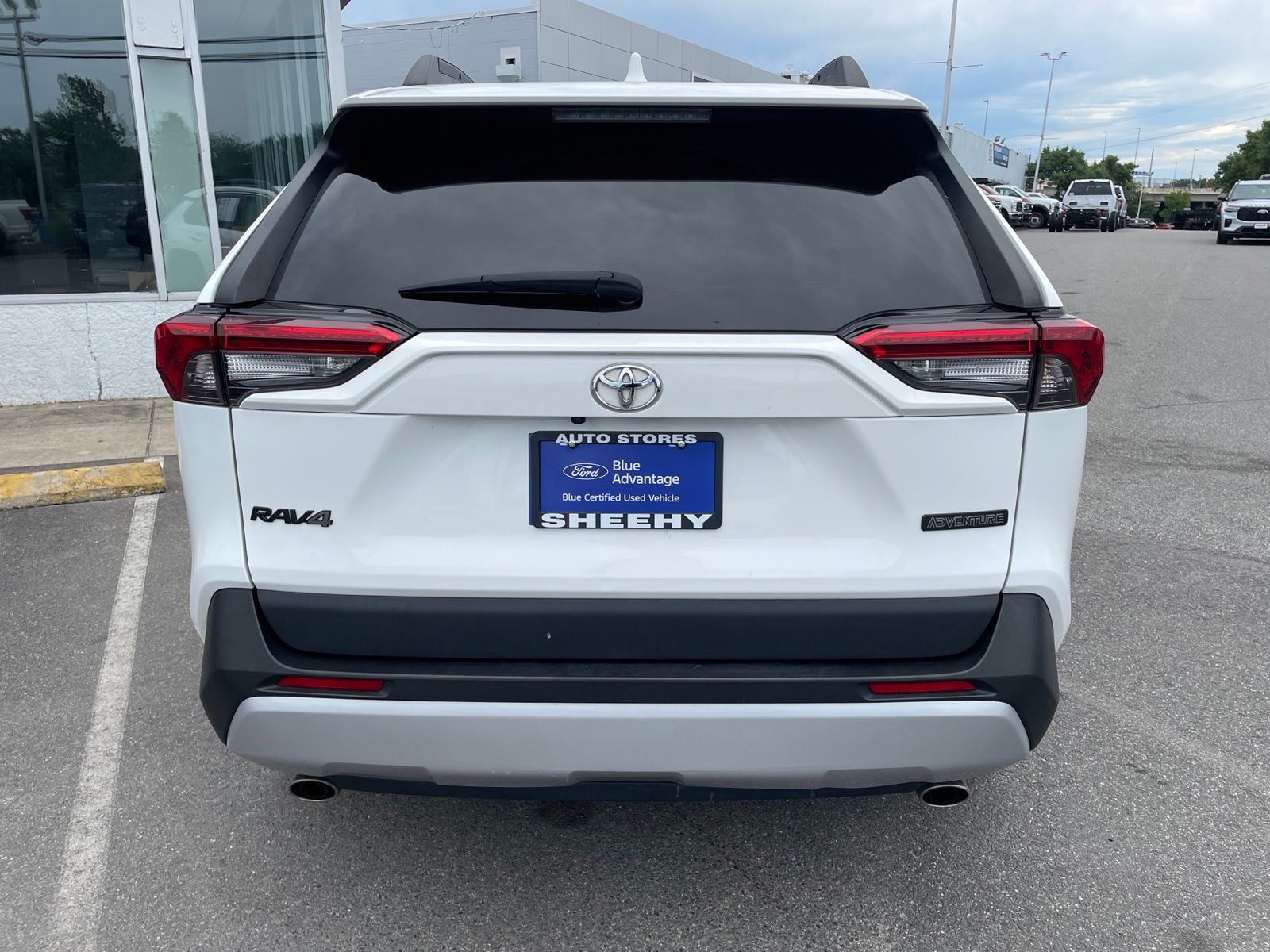 Used 2023 Ice Toyota Adventure image 3