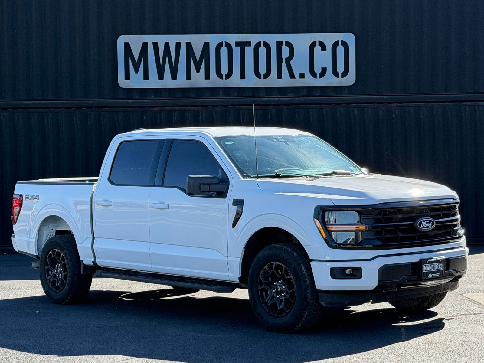 Oxford White 2025 Ford F-150 Pickup Truck Four-Wheel Drive Automatic