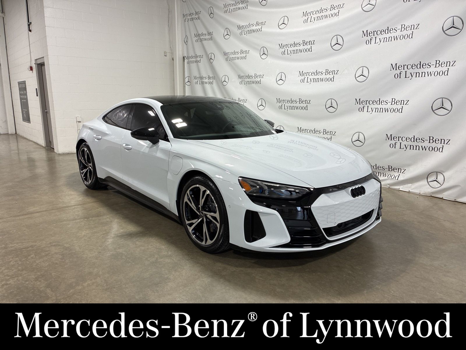 2024 Audi e-tron GT quattro Prestige AWD