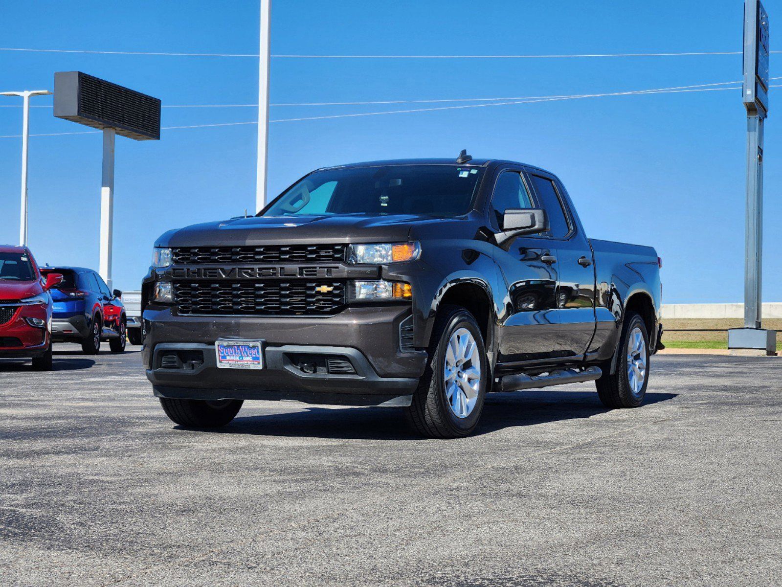 2021 Chevrolet Silverado 1500 Custom 2