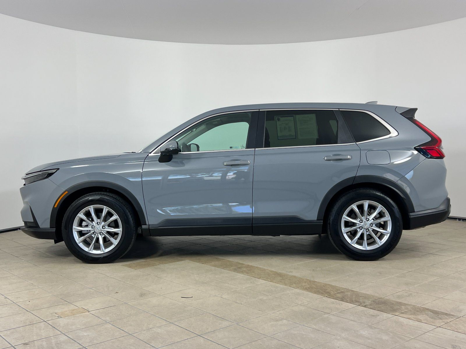 2025 Honda CR-V EX — full photo 3 of 28