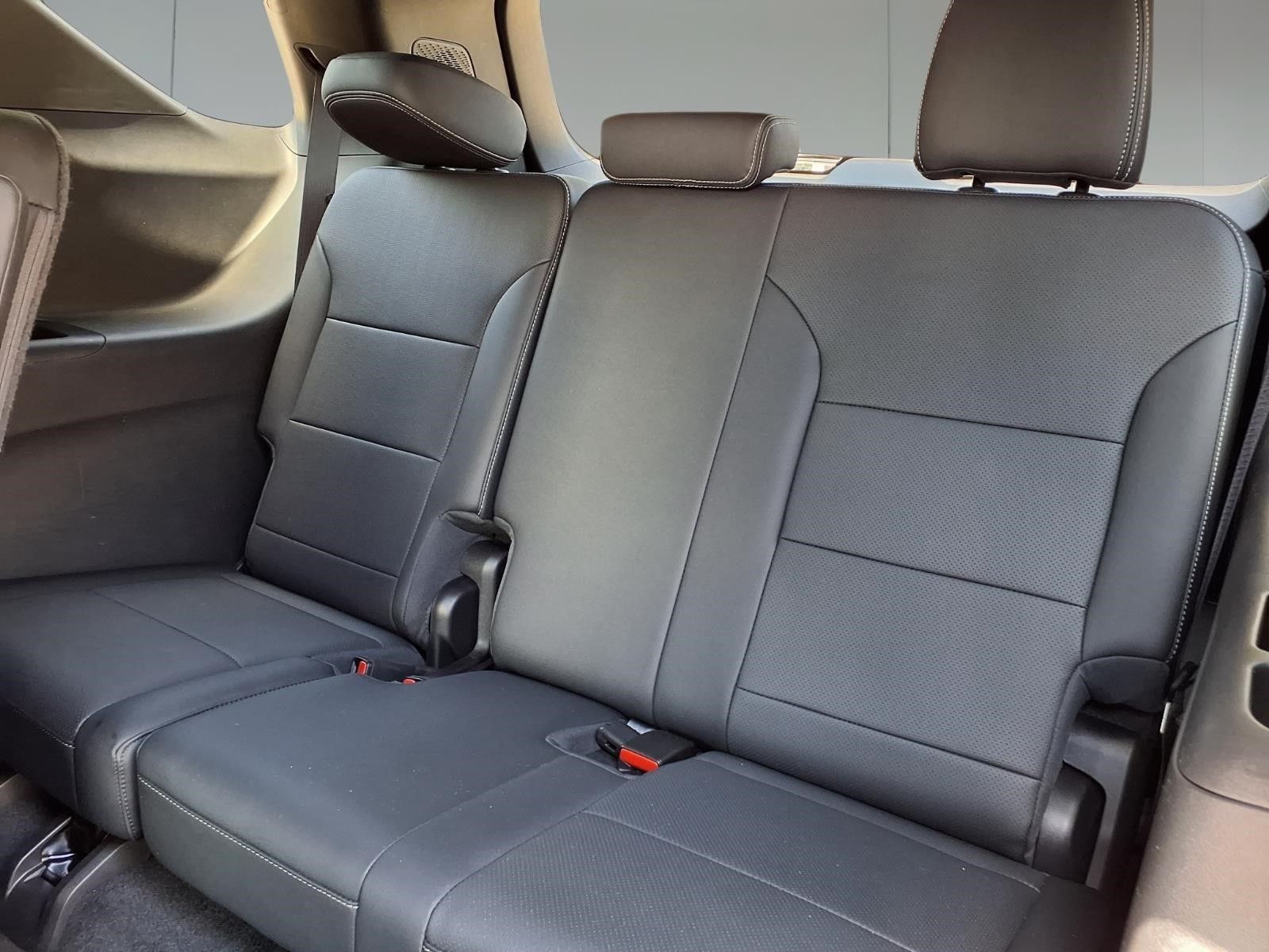 2025 Chevrolet Traverse LT Gray at Big Star Buick GMC