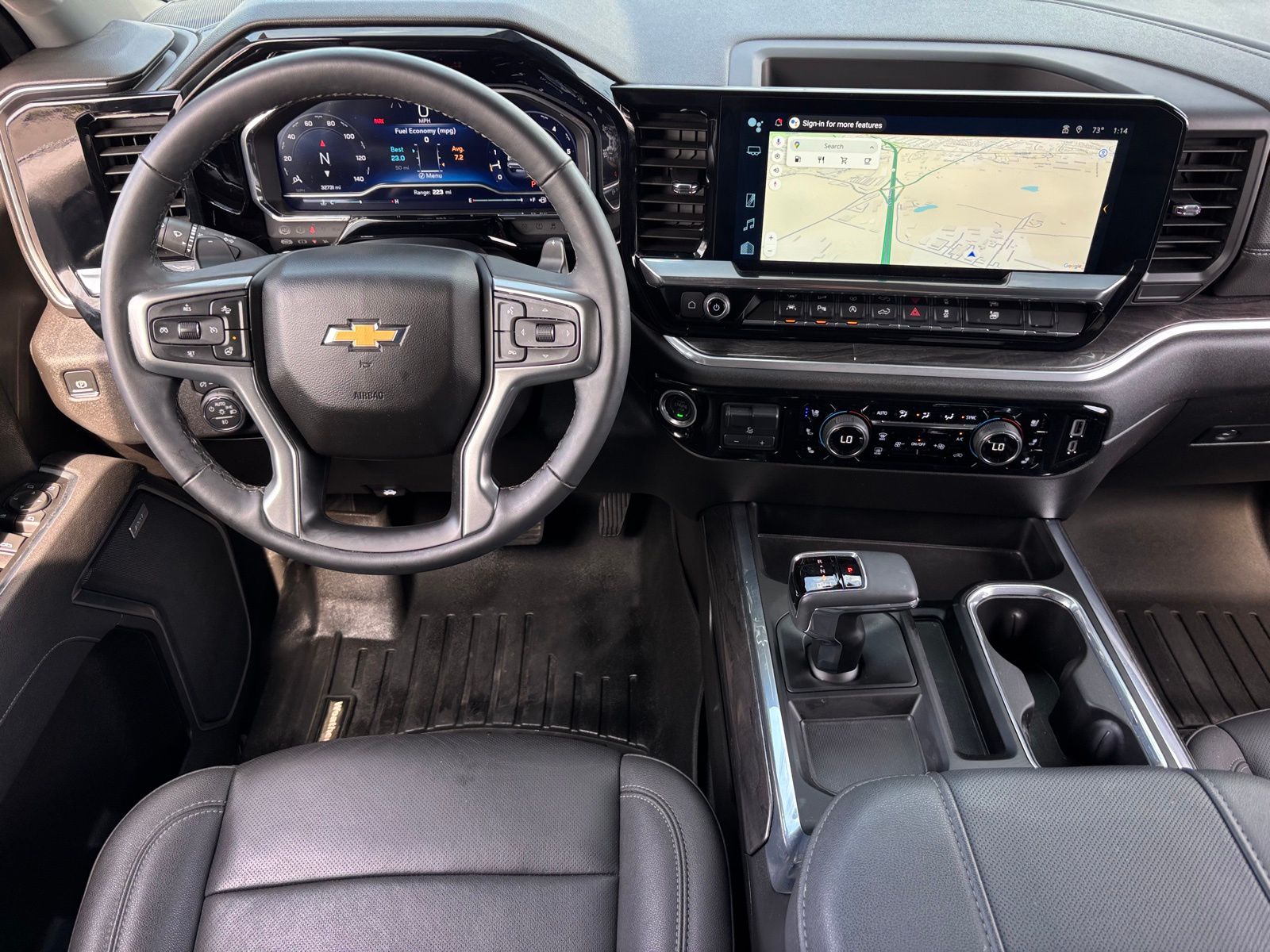 View vehicle photo 3