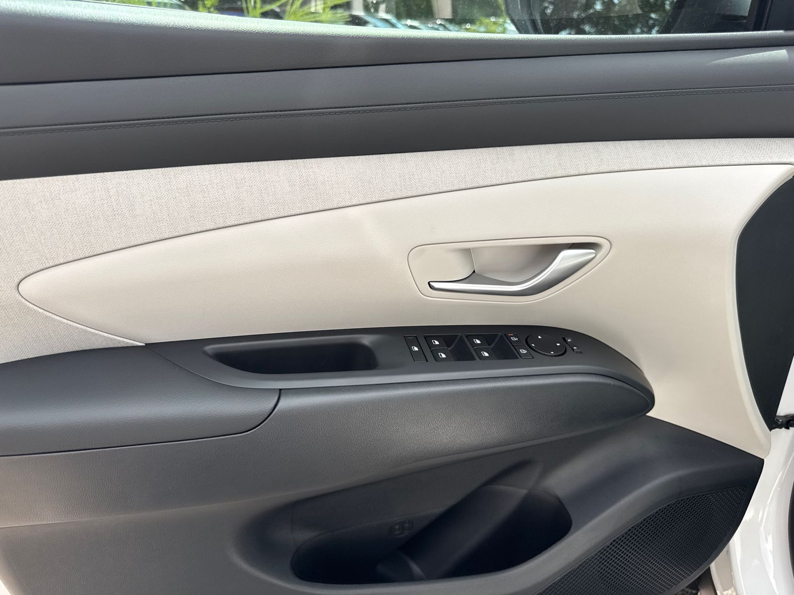 2025 Hyundai Tucson Hybrid SEL Convenience photo 10