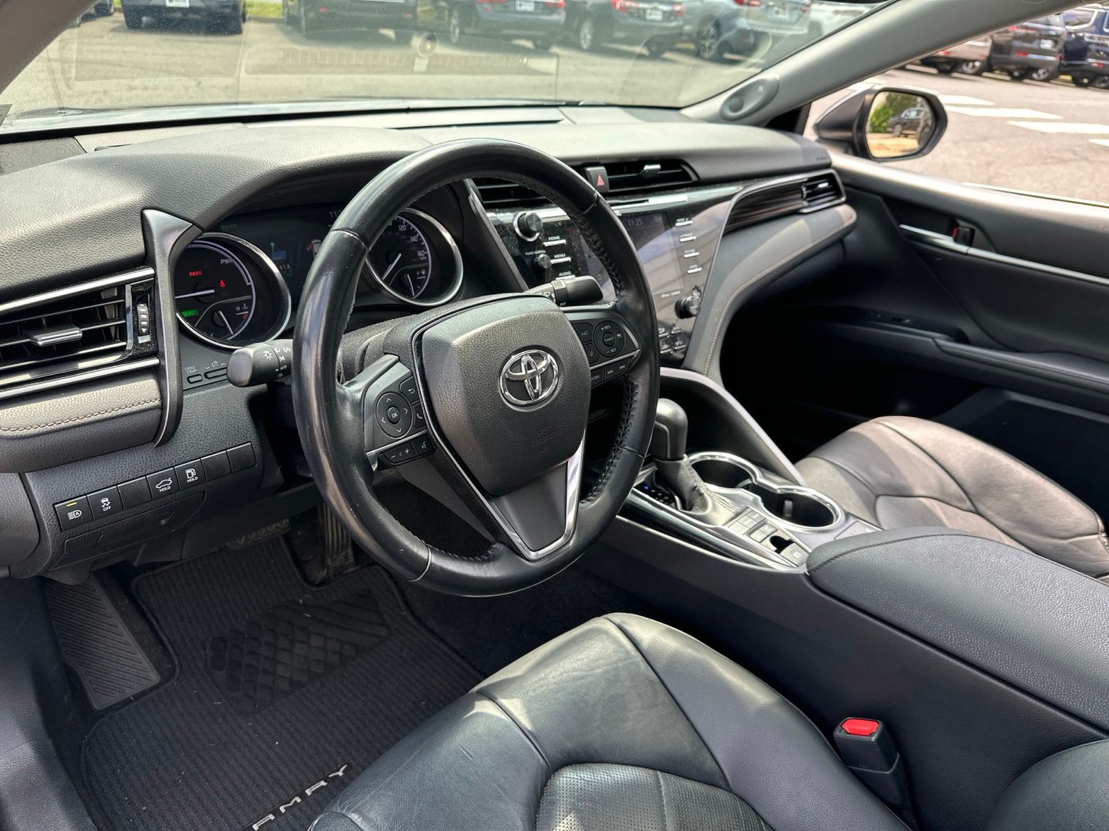 Used 2019 Blue Toyota XLE image 30