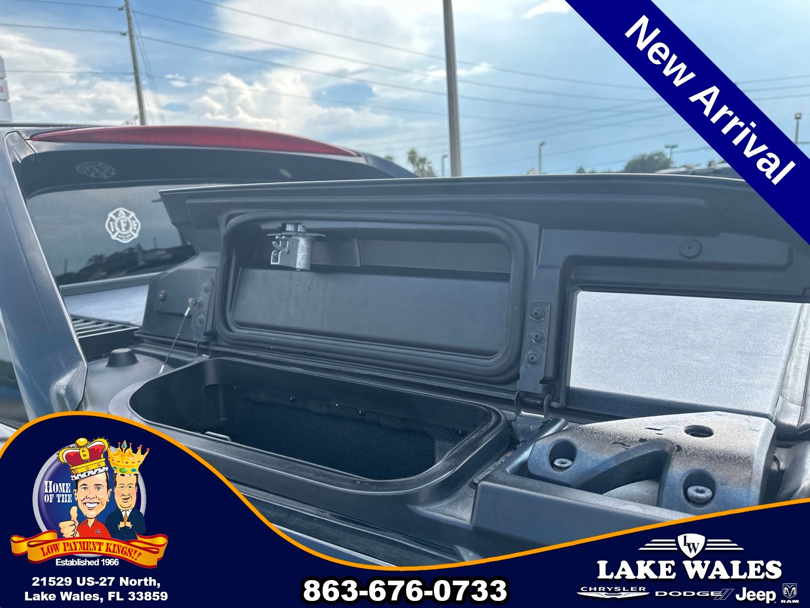 2013 Black Chevrolet Avalanche 1500 LT RWD Truck