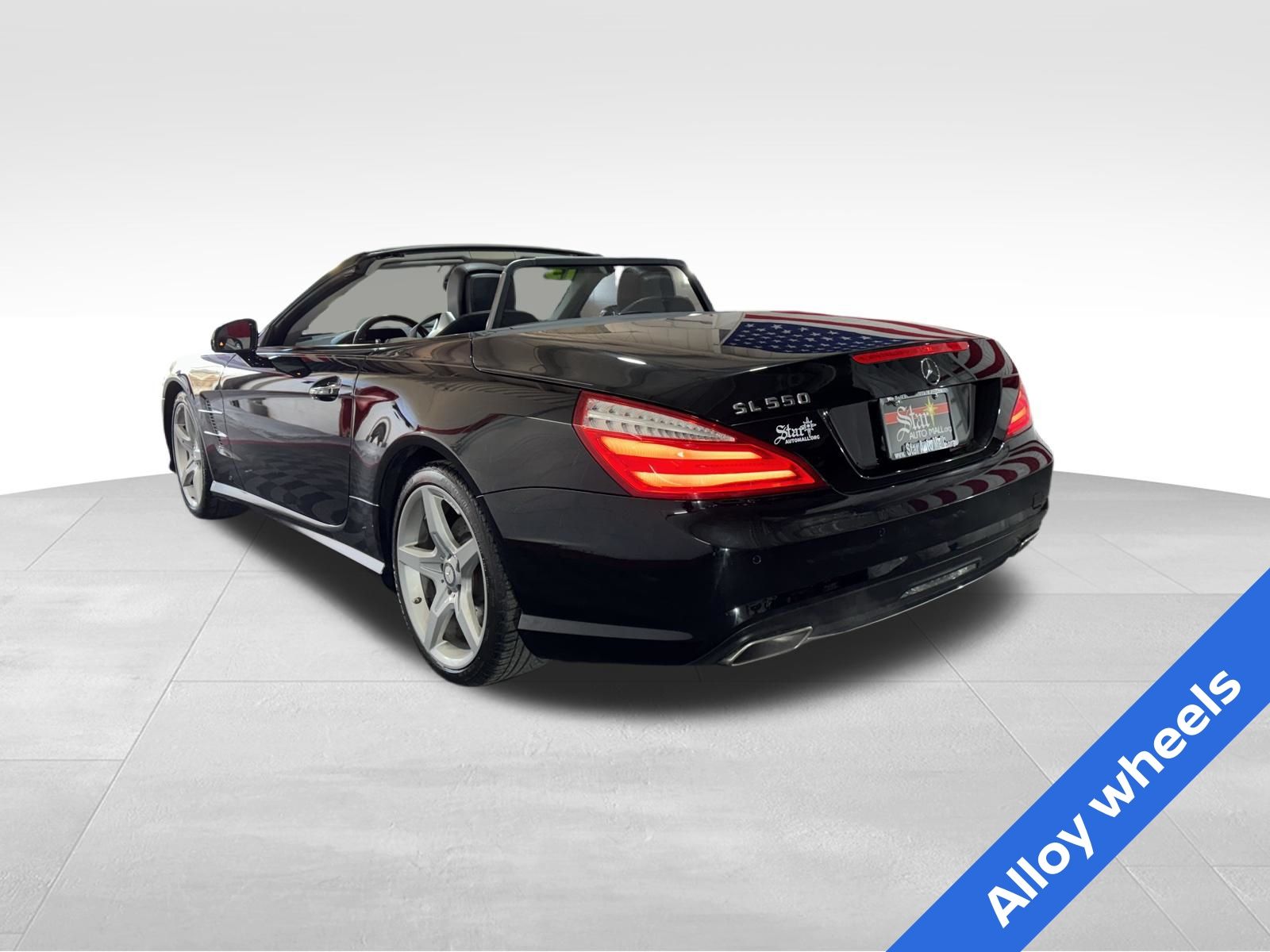 View vehicle photo 6