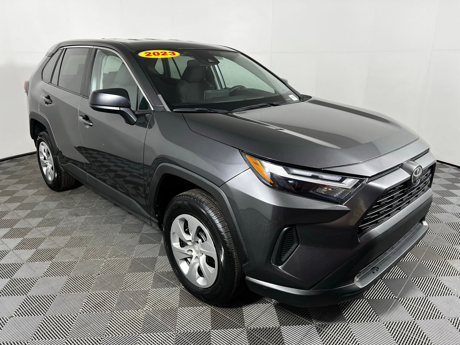 Thumbnail: 2023 Toyota RAV4 - 3