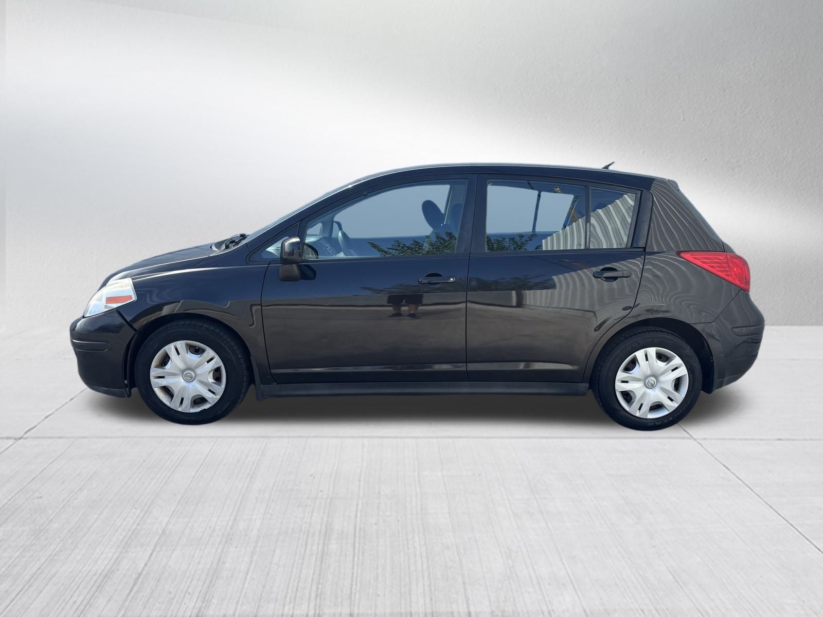 Used Car 2011 Nissan Versa  1.8 S For Sale Under $10,000 In Austin, Texas