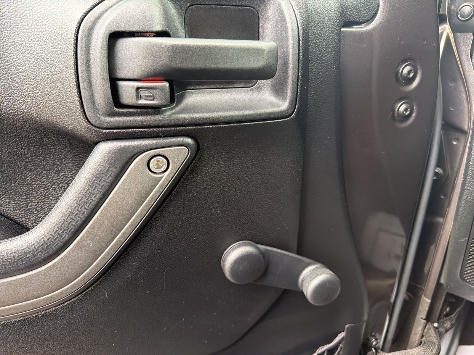 Used 2016 Crystal Metallic Jeep Unlimited Sport image 22