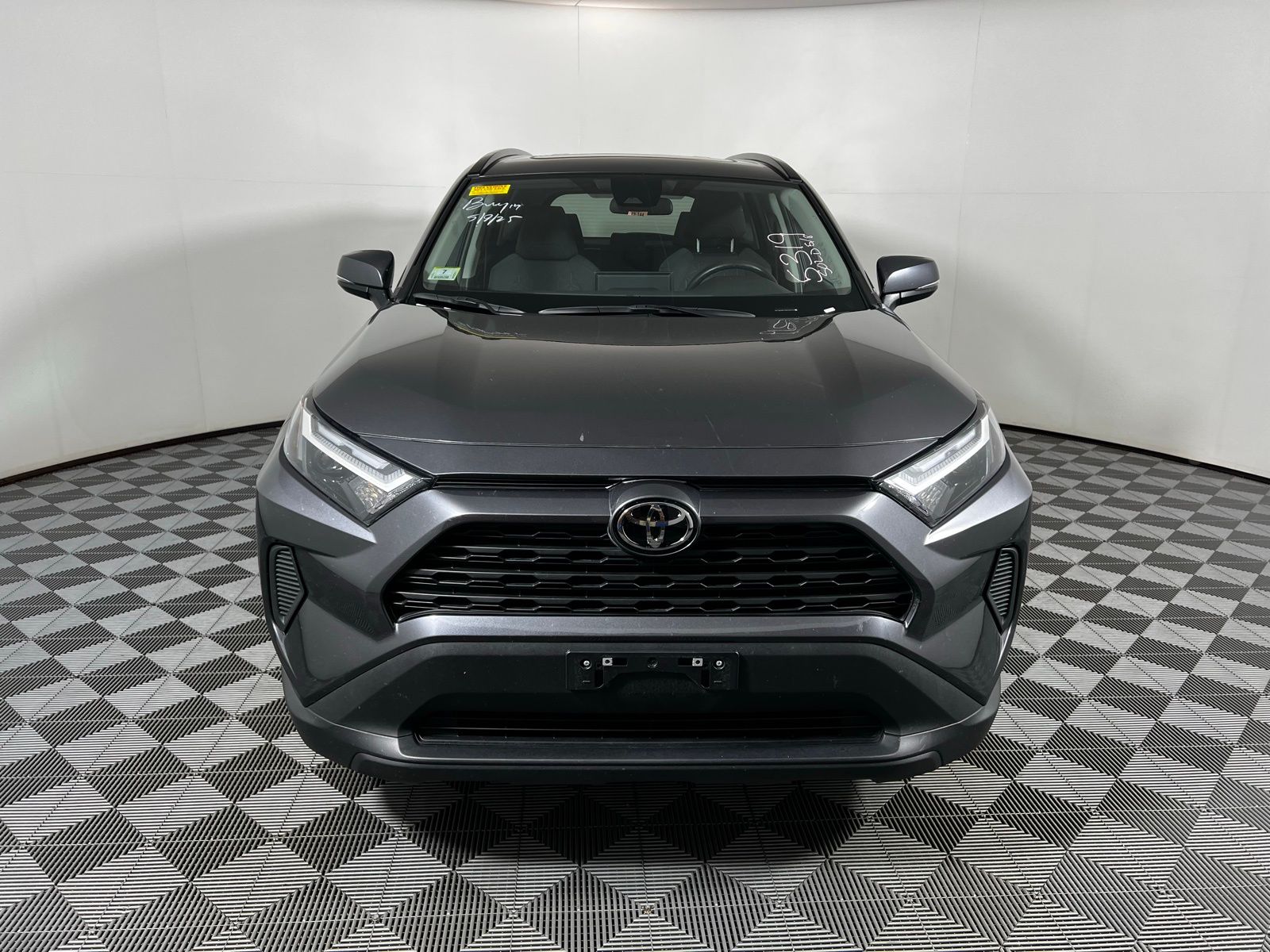 2024 Toyota RAV4 XLE 2