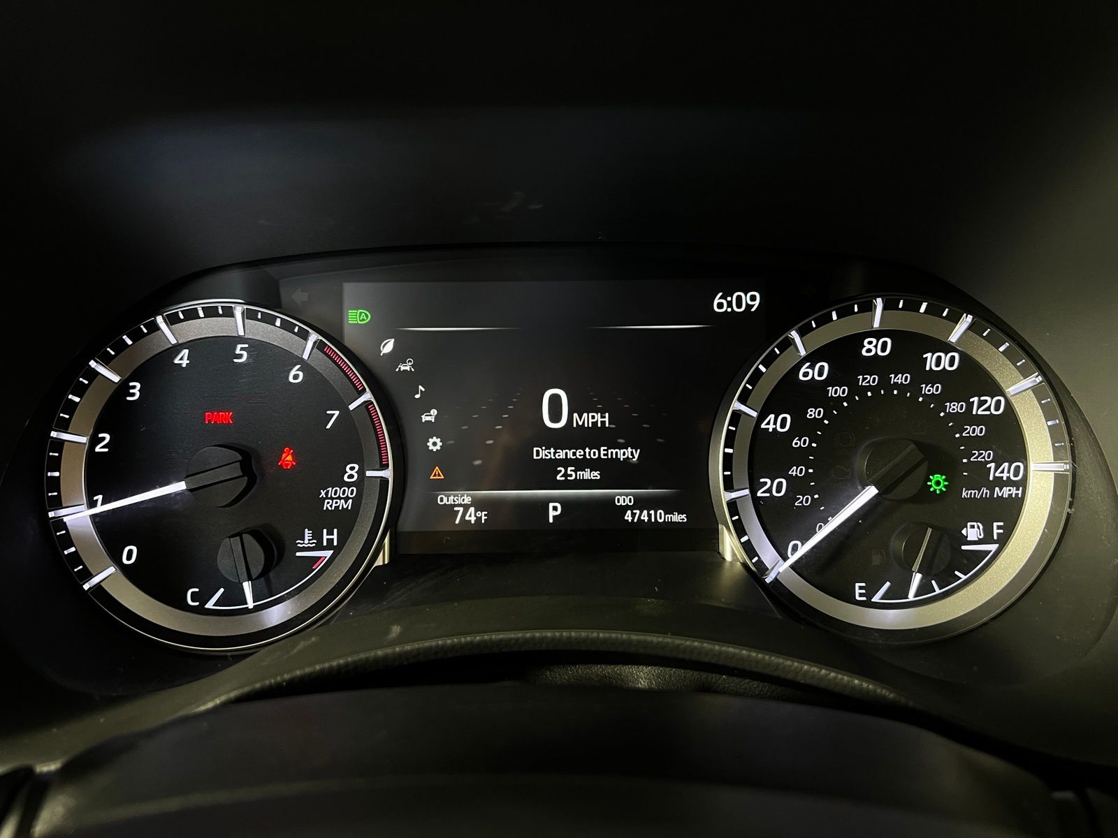 Thumbnail: 2023 Toyota Highlander - 16