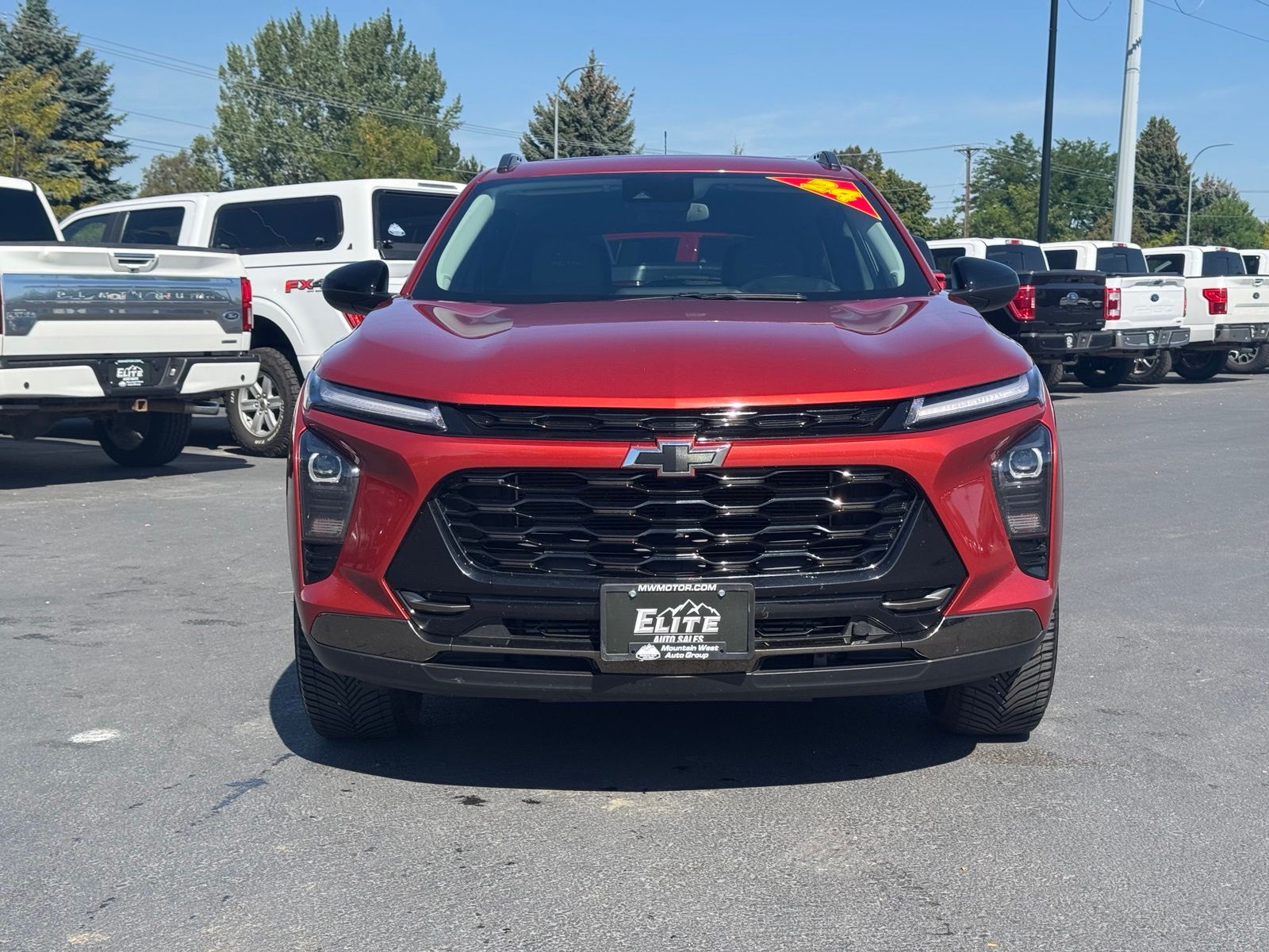 Used 2024 Chevrolet Trax SUV
