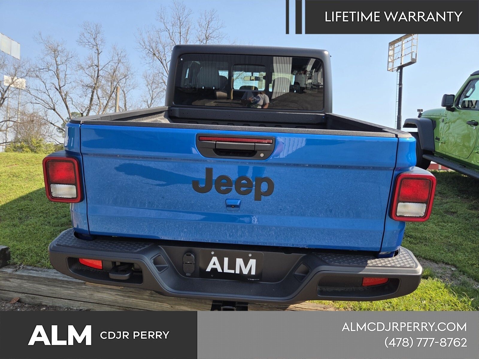 New 2026 Hydro Blue Pearl-Coat Exterior Paint Jeep Sport image 14