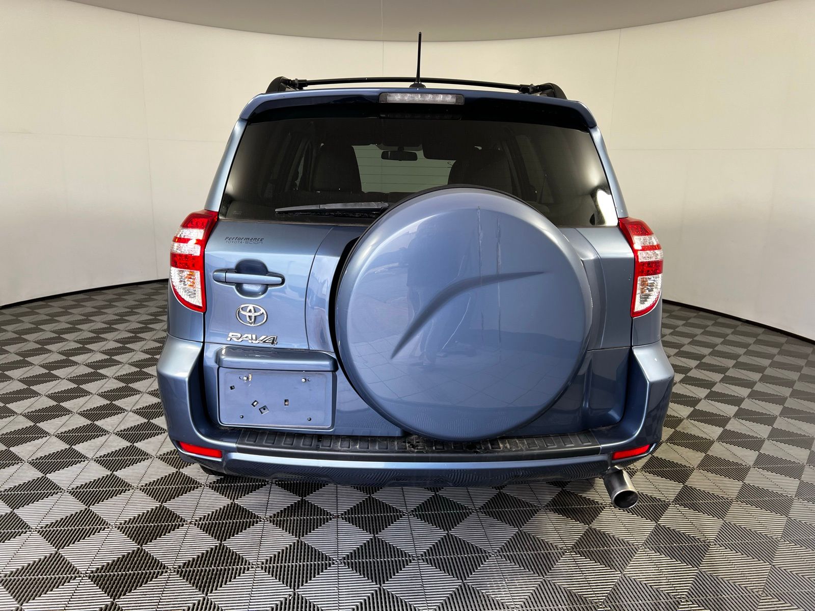 Thumbnail: 2012 Toyota RAV4 - 6