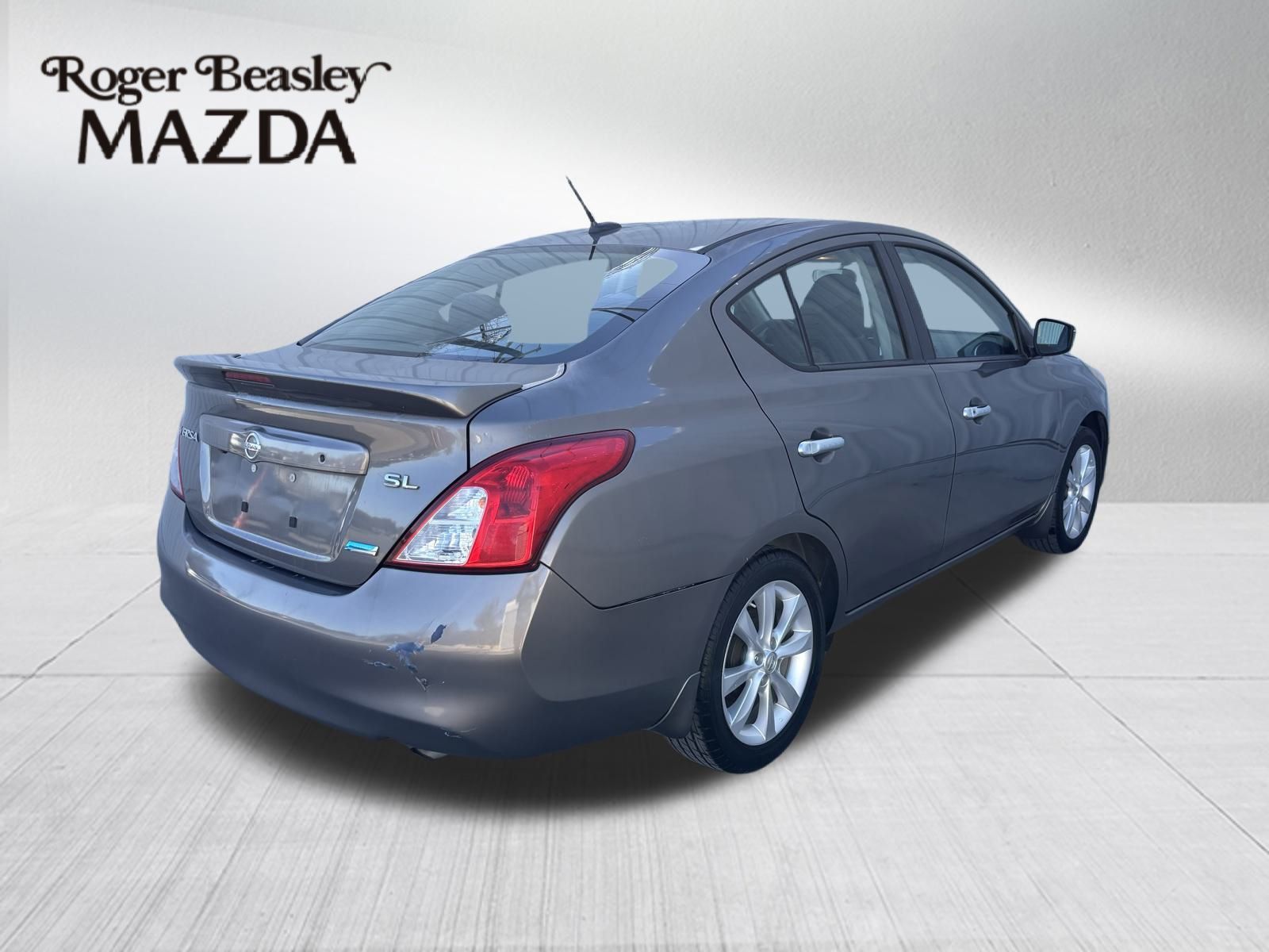 Used Car 2015 Nissan Versa  For Sale Under $10,000 In Austin, Texas