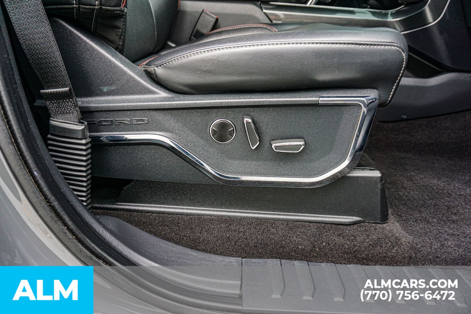 Used 2021  Ford Lariat image 52