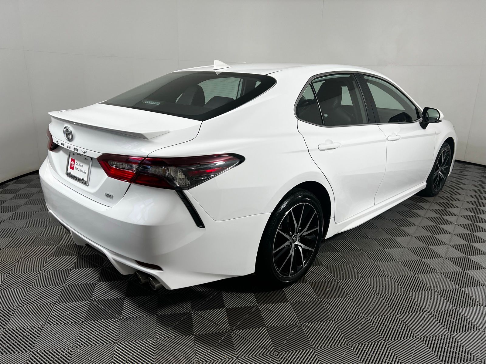 2024 Toyota Camry SE 10