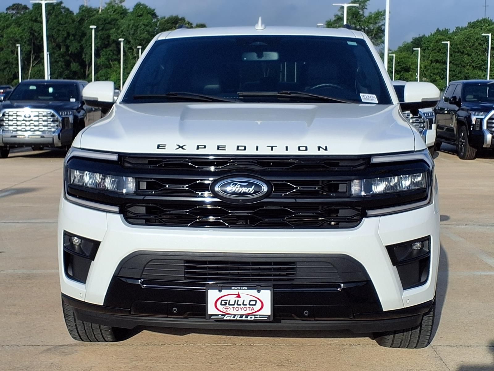 2023 Ford Expedition Limited - 3