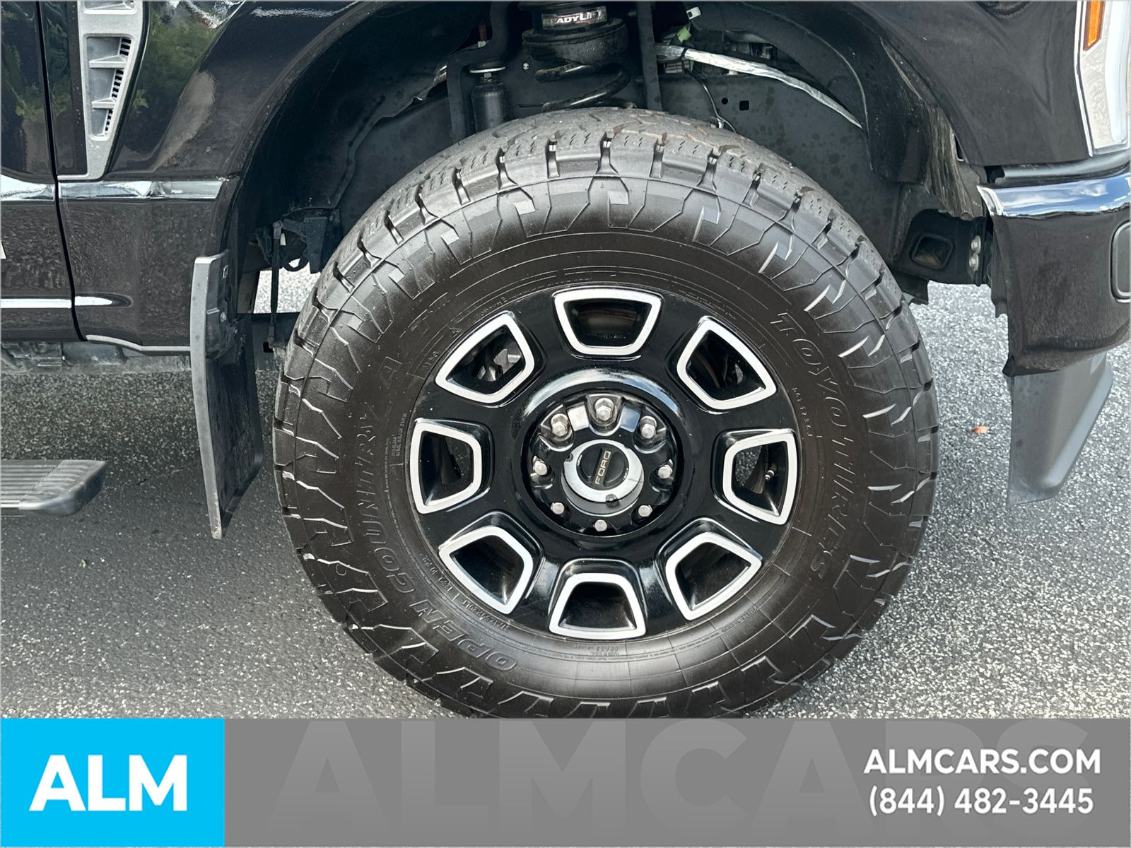 Used 2025 Black Ford Platinum image 14