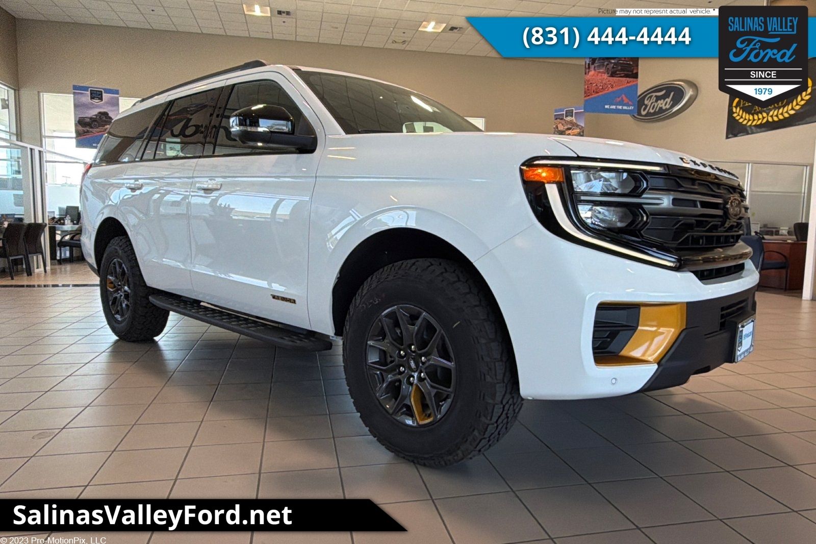 Star White Metallic Tri-Coat 2026 Ford Expedition Tremor 4WD SUV / Crossover Four-Wheel Drive Automatic