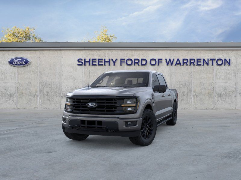 New 2026 Carbonized Gray Metallic Ford XLT image 4