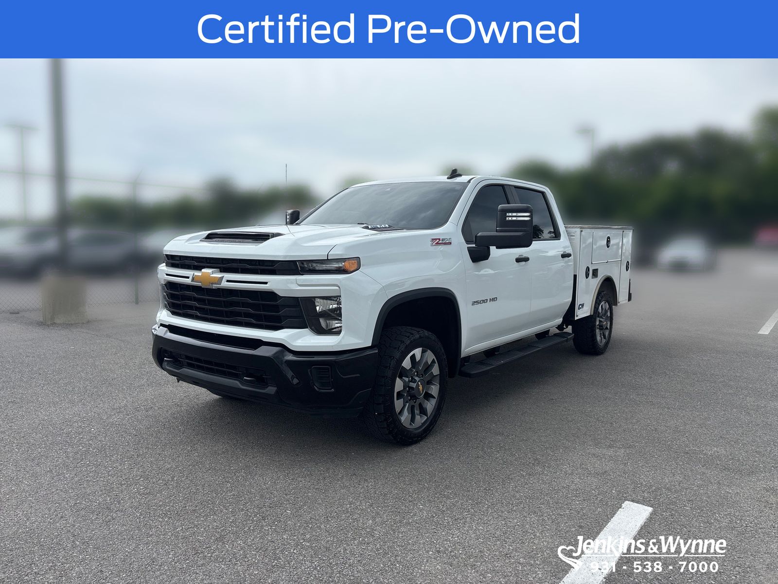 Summit White 2024 Chevrolet Silverado 2500HD Custom Crew Cab 4WD Pickup Truck Four-Wheel Drive Automatic