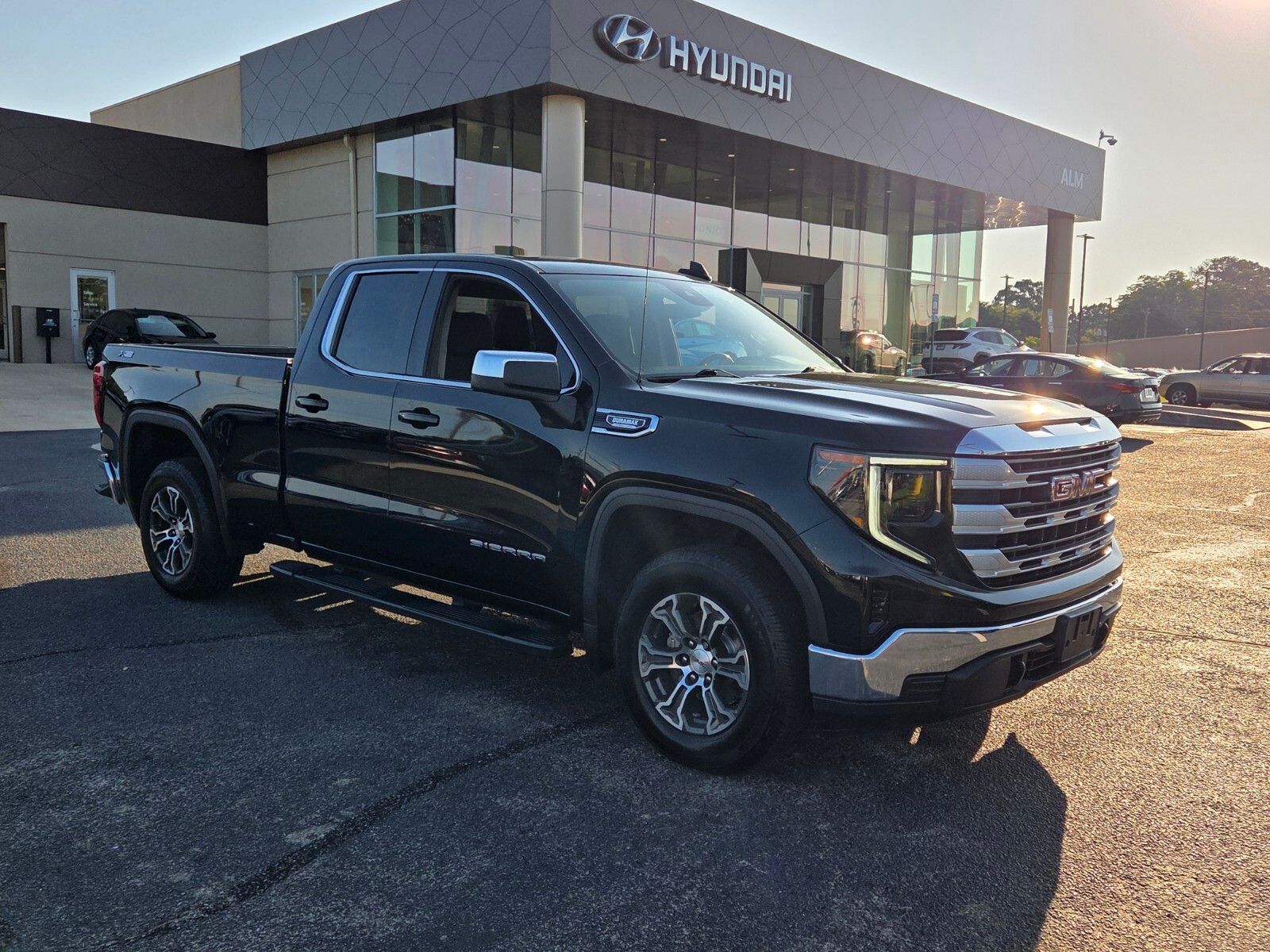 2022 GMC Sierra 1500 SLE