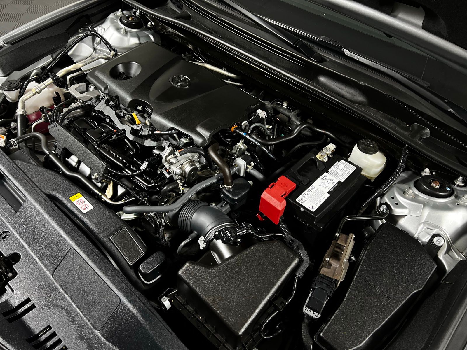 Thumbnail: 2022 Toyota Camry - 11