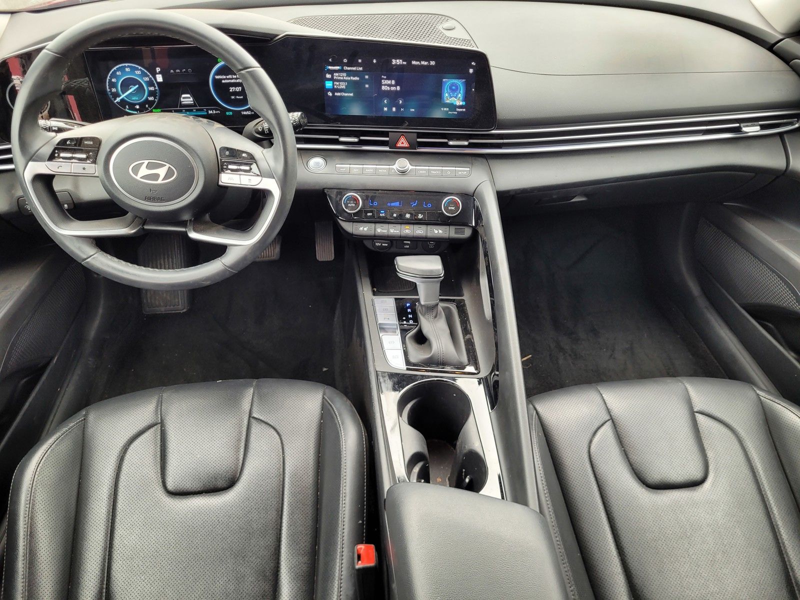 2024 Hyundai Elantra Limited - Photo 17